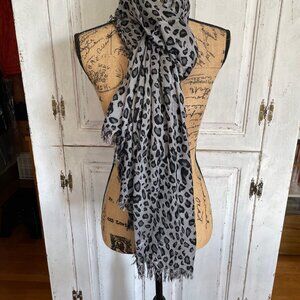 Women's Large Shawl/Scarf Gray and Black Tones Cheetah Print